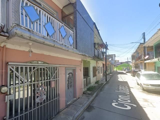 Casas y calle real en Las Choapas, Veracruz